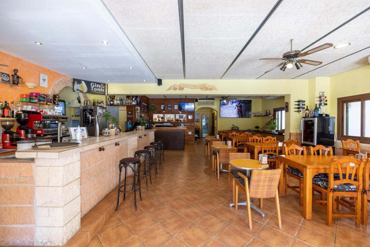 Hostal Doris - Adults Only Colonia de Sant Jordi Zewnętrze zdjęcie