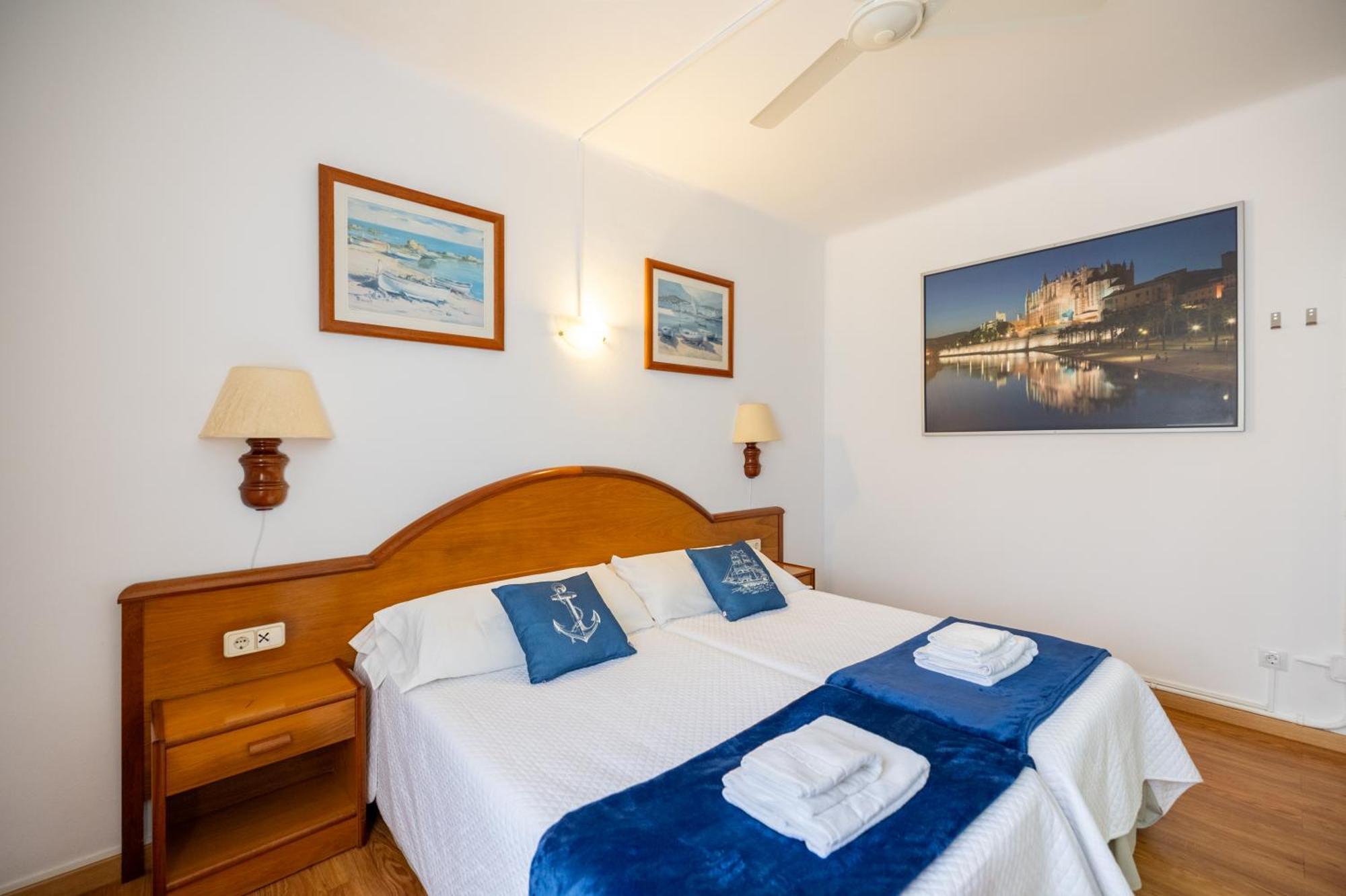 Hostal Doris - Adults Only Colonia de Sant Jordi Zewnętrze zdjęcie