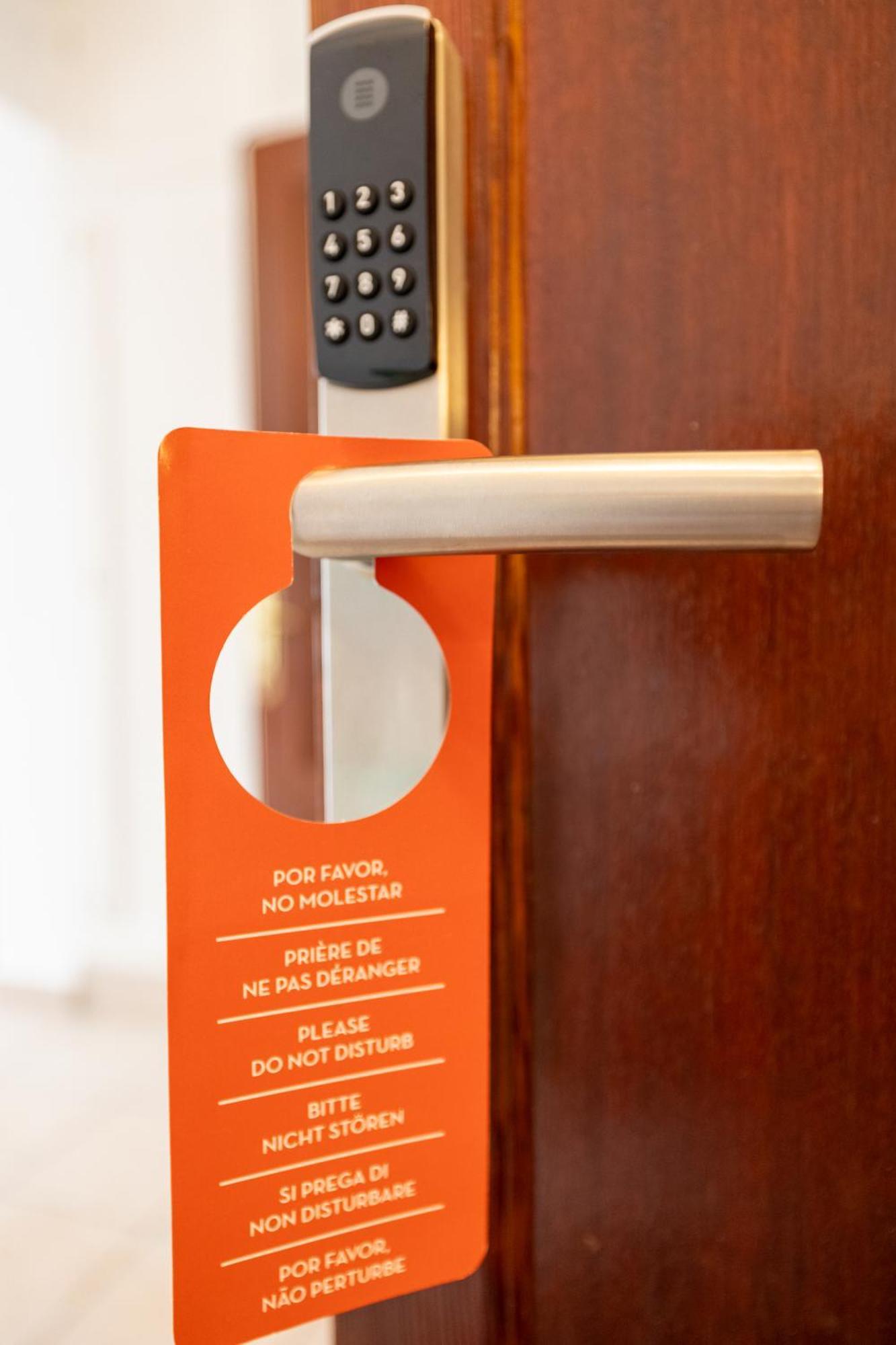 Hostal Doris - Adults Only Colonia de Sant Jordi Zewnętrze zdjęcie