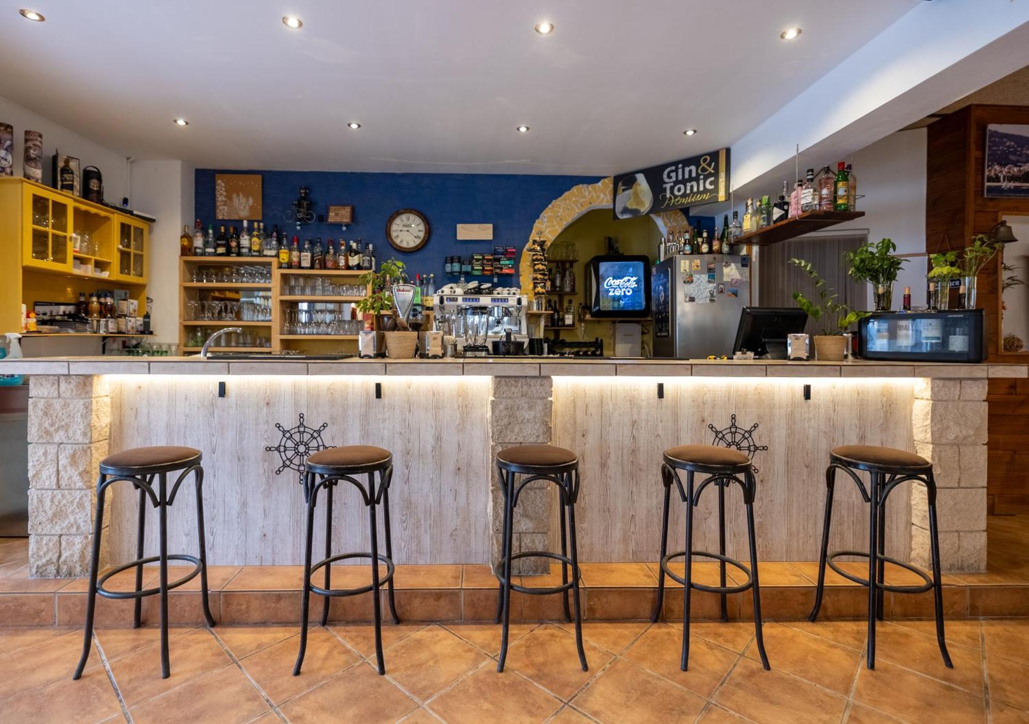 Hostal Doris - Adults Only Colonia de Sant Jordi Zewnętrze zdjęcie